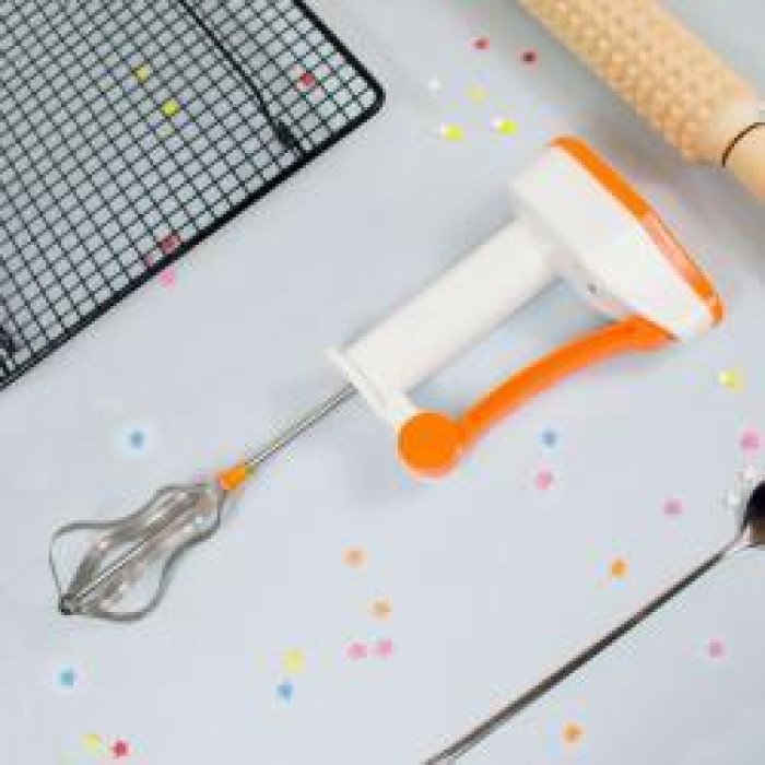 Механічний міксер ручний