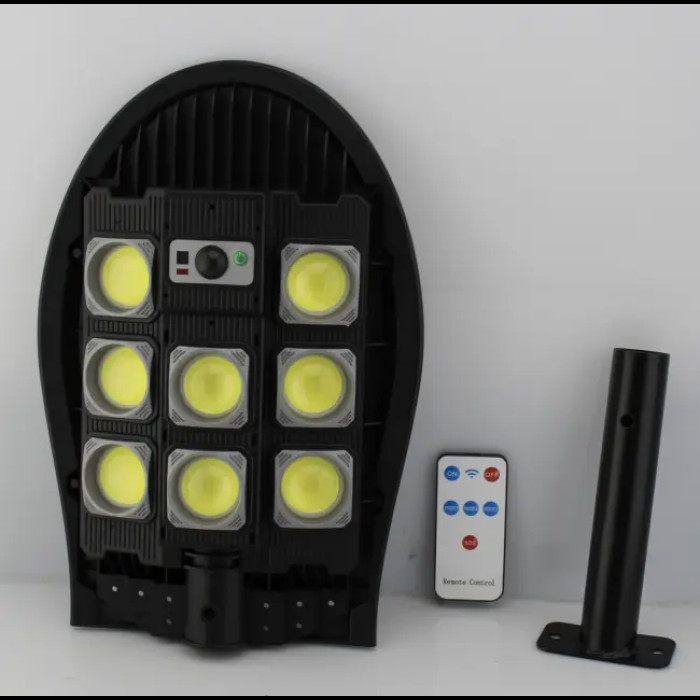 Вуличний ліхтар на стовп із сонячною панеллю W7102B-3