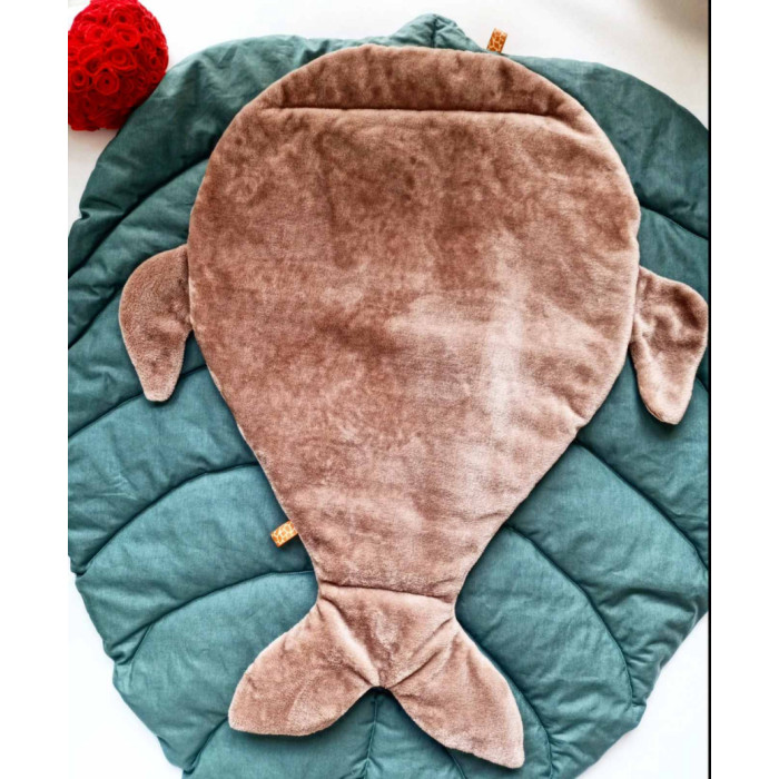 Дитячий плюшевий килимок у формі кита 75*50 см