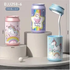 Маленька настільна лампа у формі єдинорога з підставкою для ручок