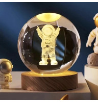 Декоративный 3D ночник Шар 8см «Астронавт» теплый LED