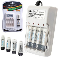 Зарядное устройство в комплекте с аккумуляторами 4хAAA JB-212
